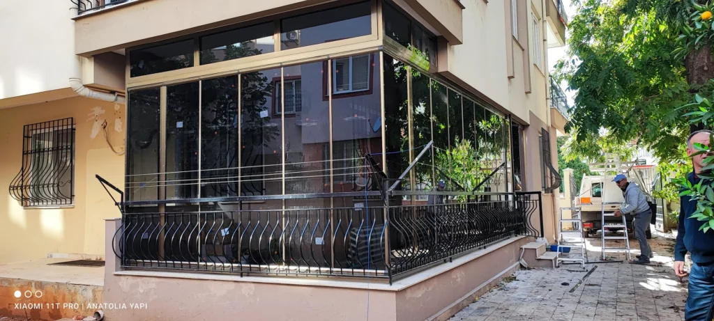 Katlanır Cam Balkon