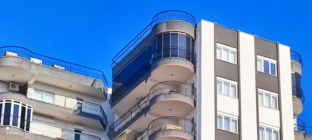 Katlanır Cam Balkon