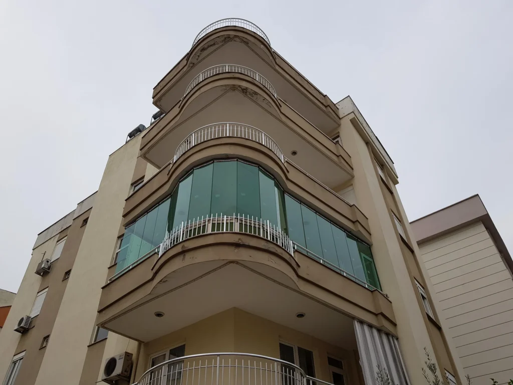 Katlanır Cam Balkon